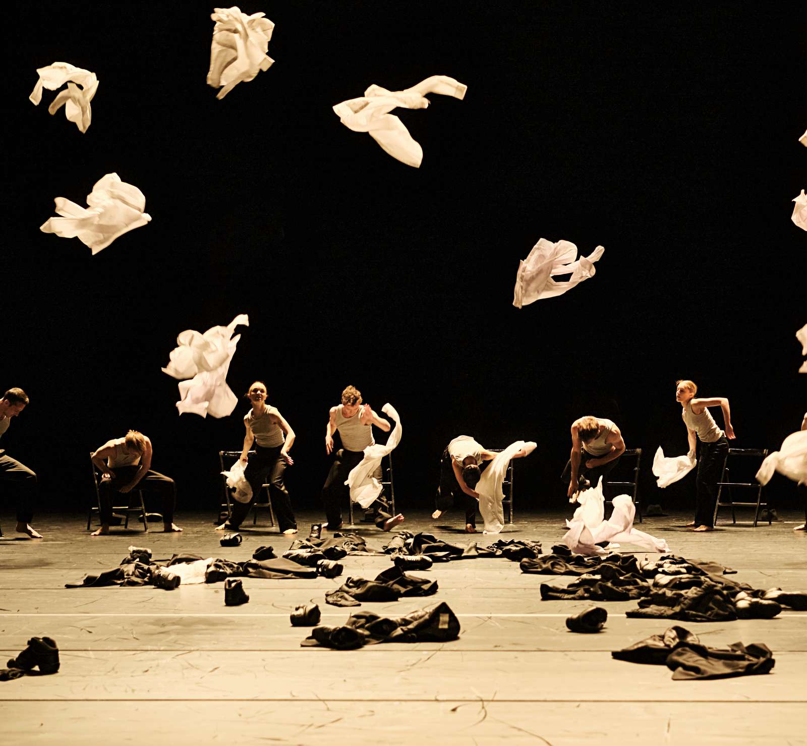 Ohad Naharin Minus 16