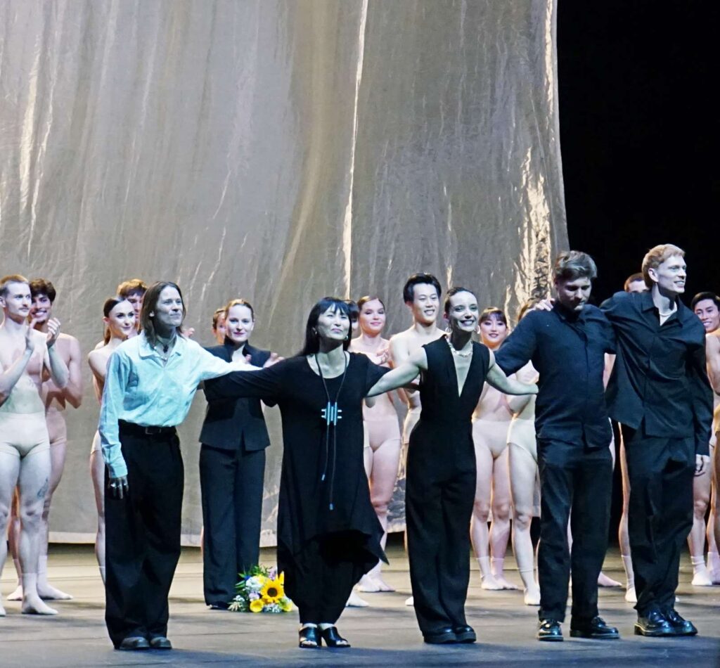 "Vice Versa" - ein zeitgenössischer Triumph beim Semperoper Ballett