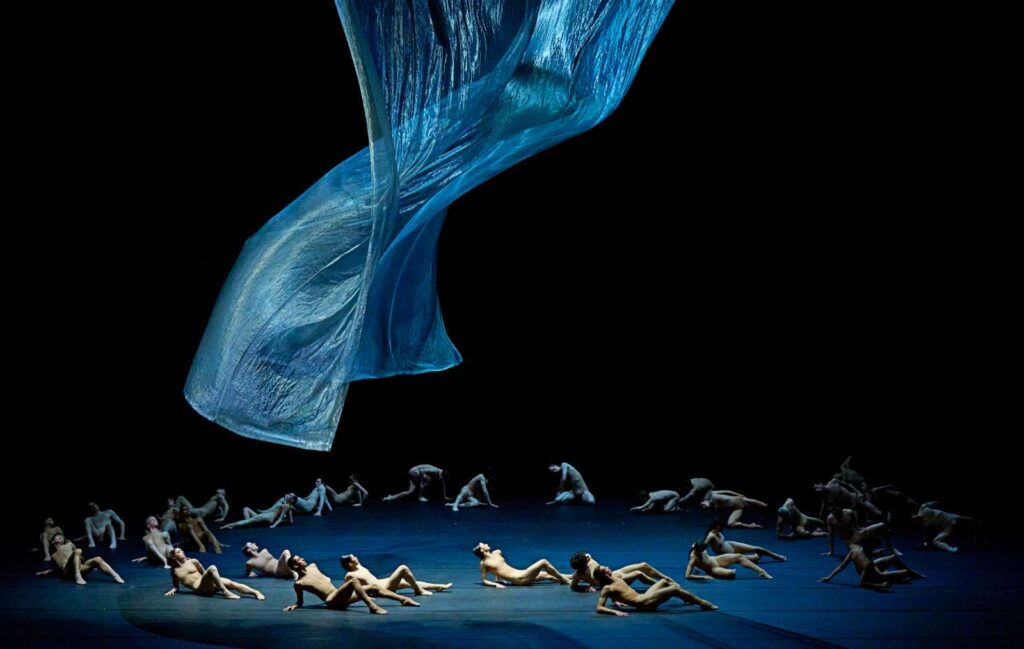 "Vice Versa" - ein zeitgenössischer Triumph beim Semperoper Ballett