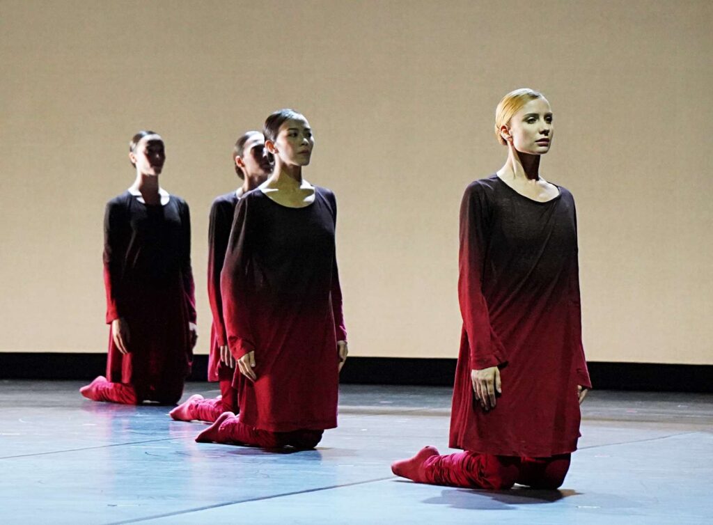 "Carmina Burana" von Edward Clug beim Ballett Dortmund