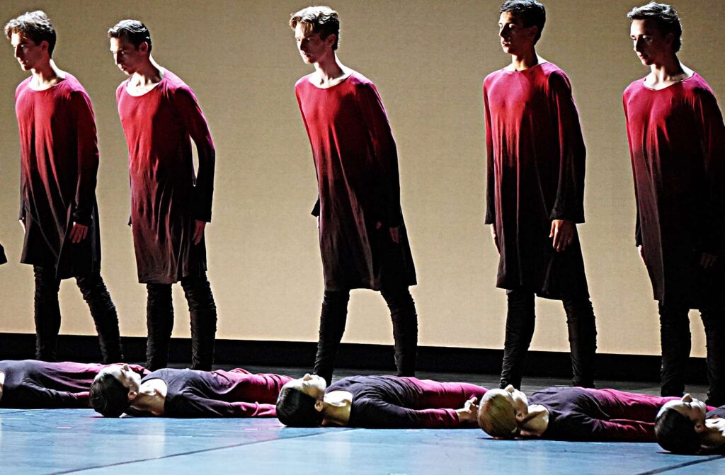 "Carmina Burana" von Edward Clug beim Ballett Dortmund