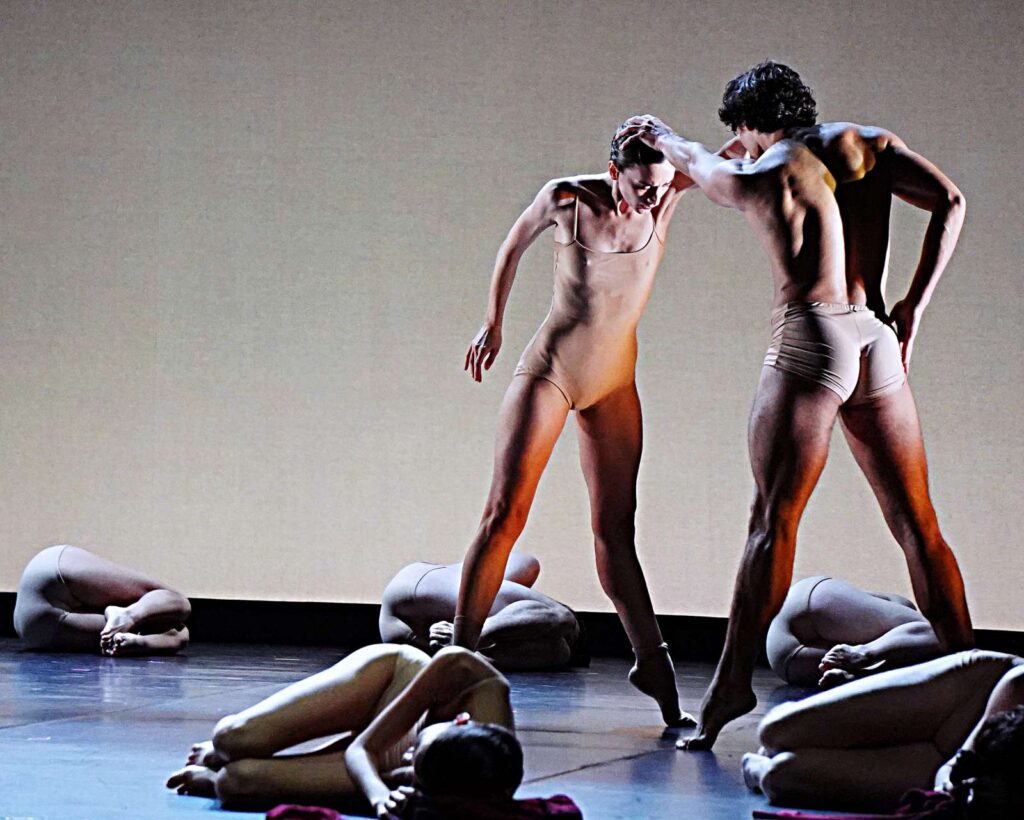 "Carmina Burana" von Edward Clug beim Ballett Dortmund