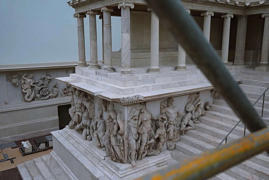 Der Pergamonaltar im Berliner Pergamonmuseum