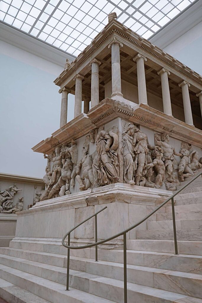 Der Pergamonaltar im Berliner Pergamonmuseum
