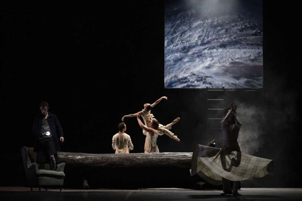 "Romantic Evolution/s": ein Abstieg des Hamburg Ballett