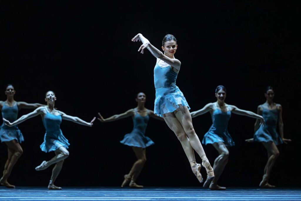 "Waves and Circles" beim Bayerischen Staatsballett