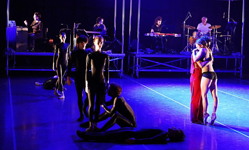 "re:public" von Edvin Revazov mit dem Hamburger Kammerballett