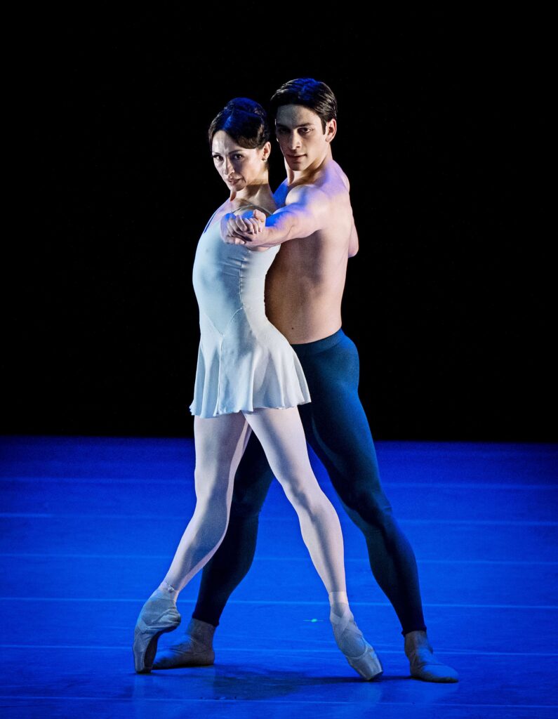 "Nijinsky-Gala LI" beim Hamburg Ballett und 42. Internationale Ballettgala beim Ballett Dortmund
