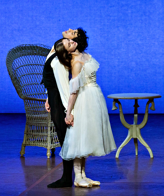 Ida Praetorius und Louis Musin in "Die Kameliendame" von John Neumeier 